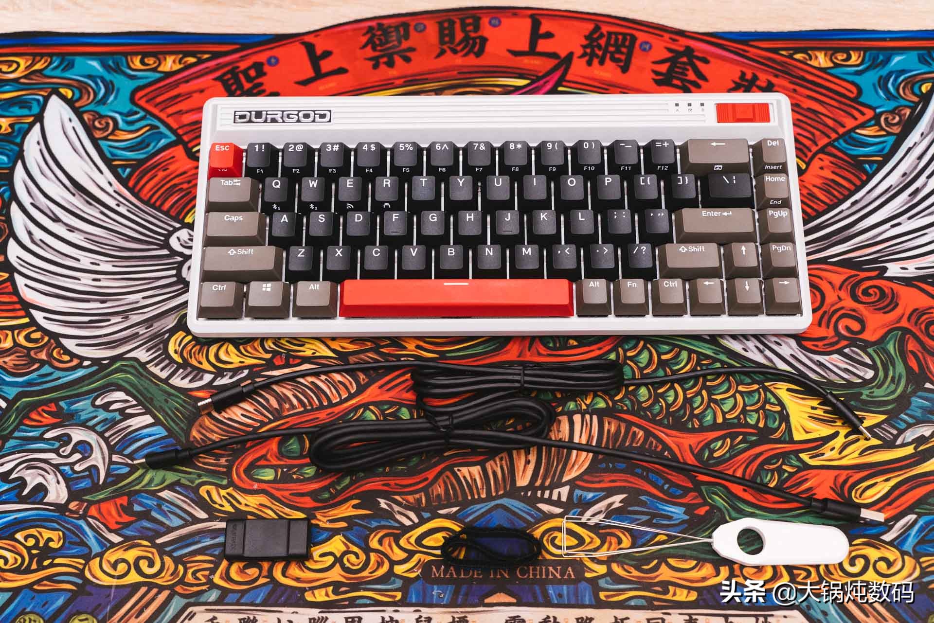 杜伽fusion键盘红轴,杜伽fusion键盘好用吗