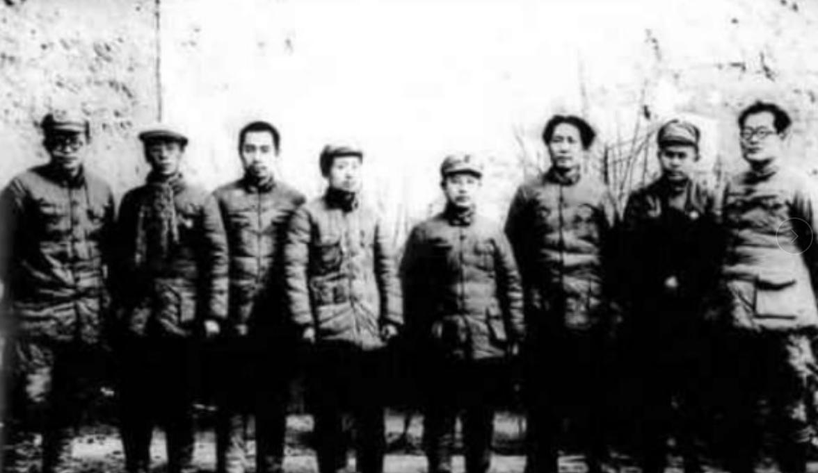1935年,在遵义会议上讽刺毛主席不会打仗的凯丰,最终结局如何?