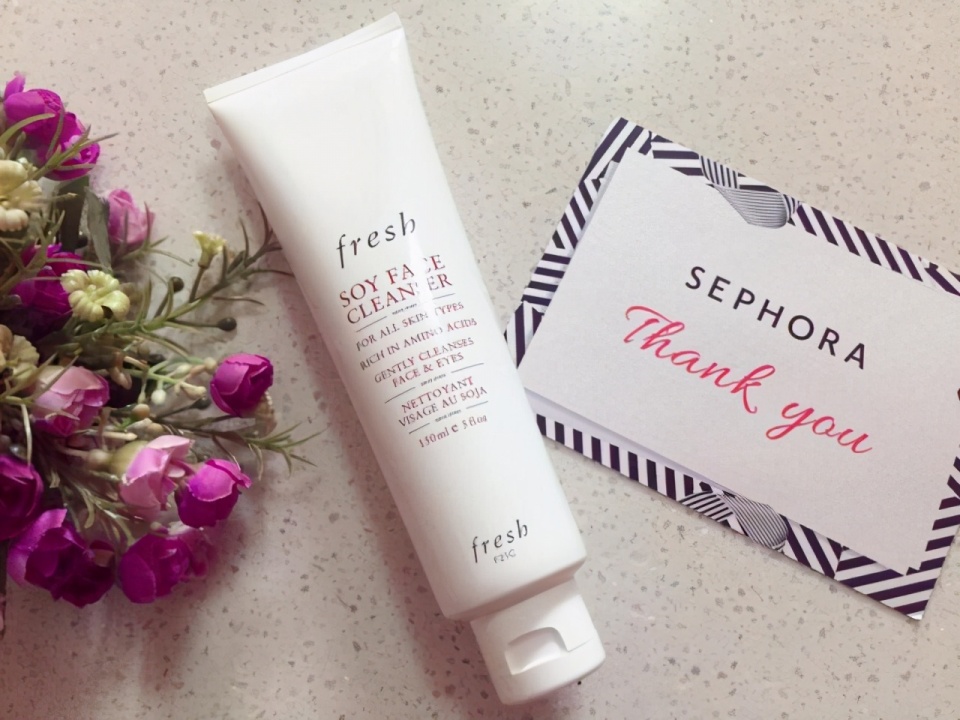 有什么洗面奶推荐控油祛痘美白,测评好用的清洁美白洗面奶品牌