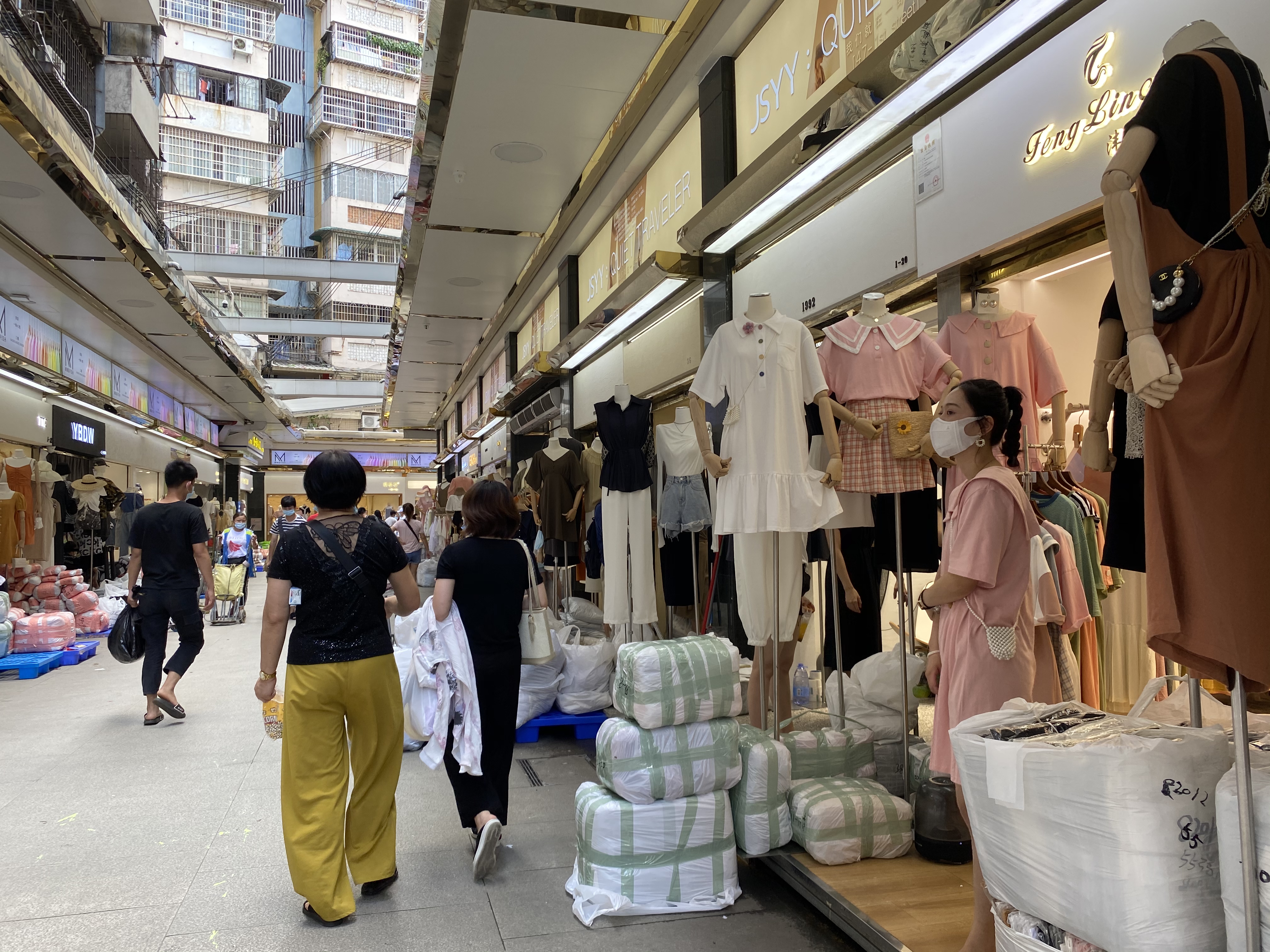 尾货1元1件能要吗,衣服尾货怎么拿才不会被坑