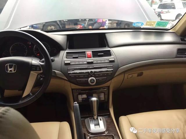 2012年八代雅阁2.0二手车值多少钱,10年的八代雅阁值得买吗