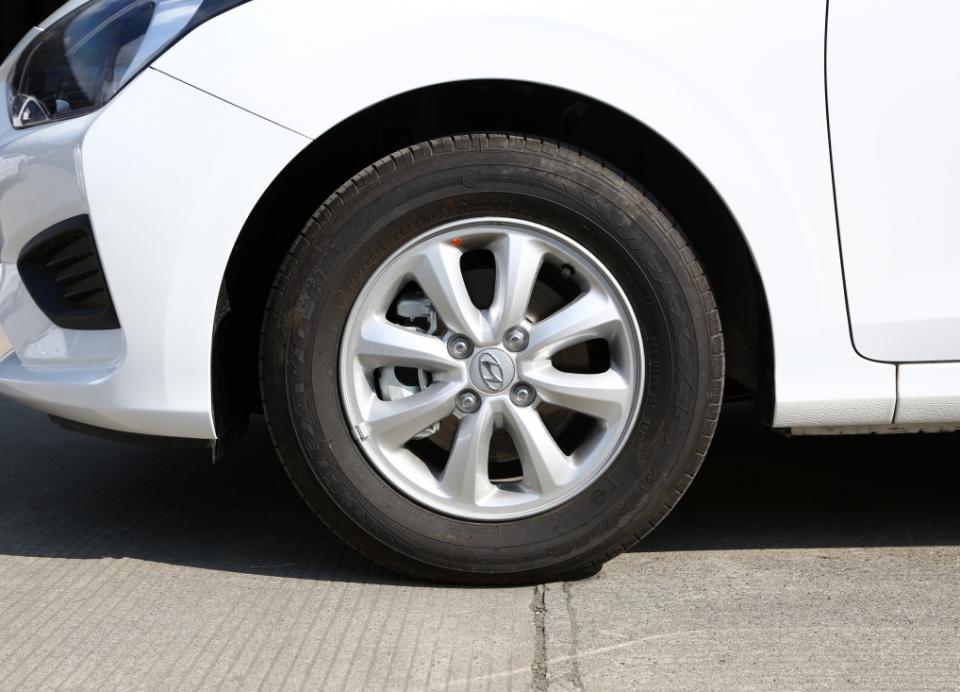 现代瑞纳全新款,现代瑞纳全款最低