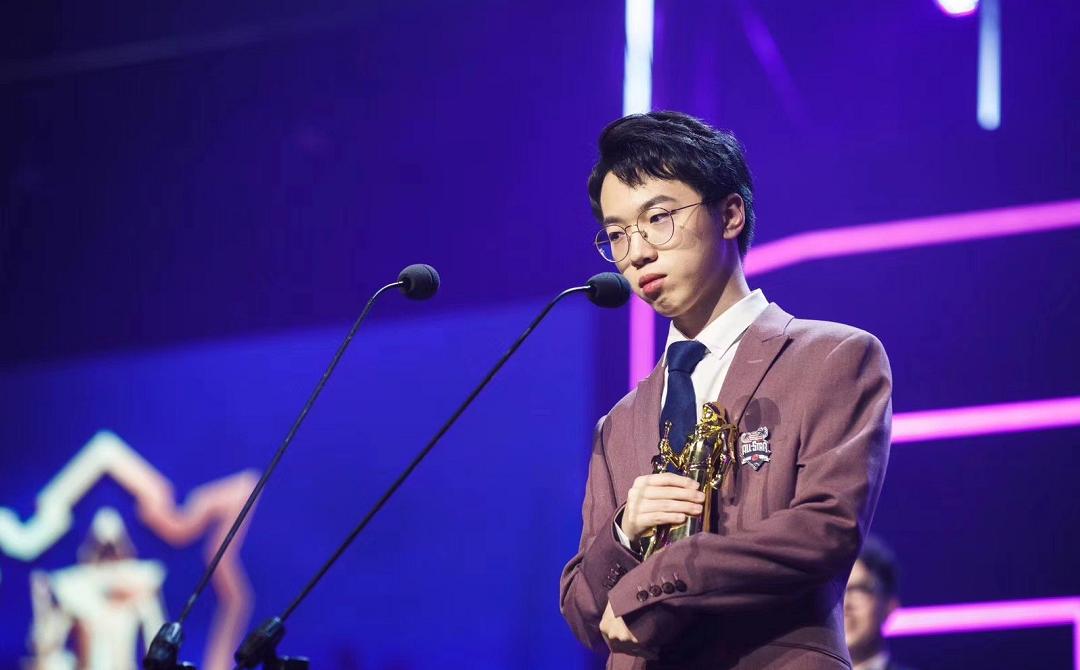 rookie谈国服不如不玩,rookie说上单玩多了心态不好