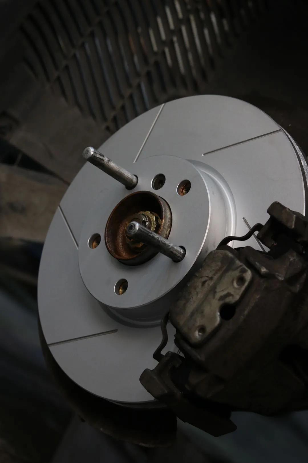 怪兽修车宝马,怪兽修车老车翻新天津