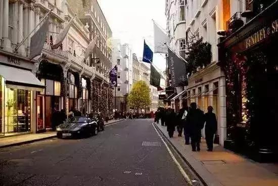 全球最贵的十大商铺总价 (全球最贵商业街)