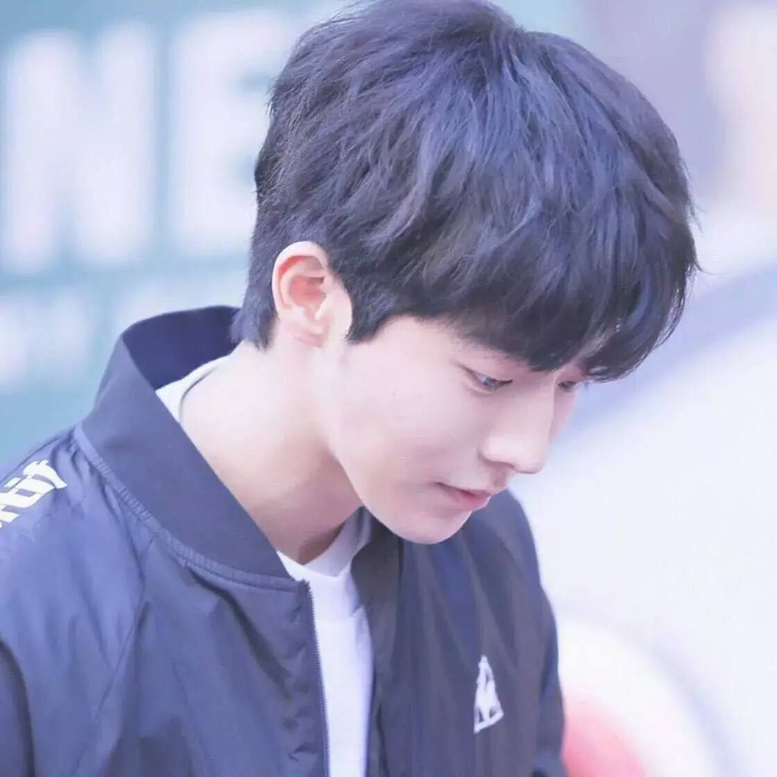 女生来大姨妈会更容易遇到渣男吗,女生来大姨妈了男朋友应该做什么