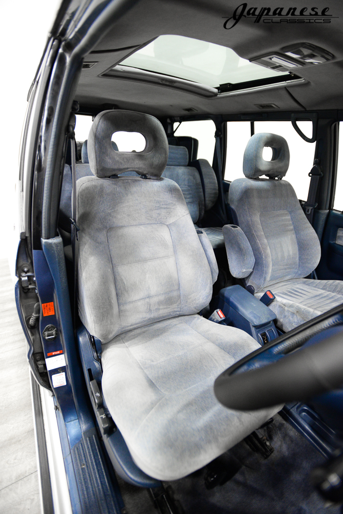 国外91年二手三菱帕杰罗标配电子悬挂20年前就能调整驾驶模式