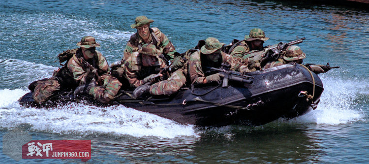 折腾九年，就拿出这点东西凑外拍？（上）