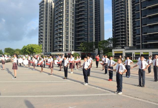 一袭盛兴红，满屏心中爱|贴心服务为盛兴学子保驾护航