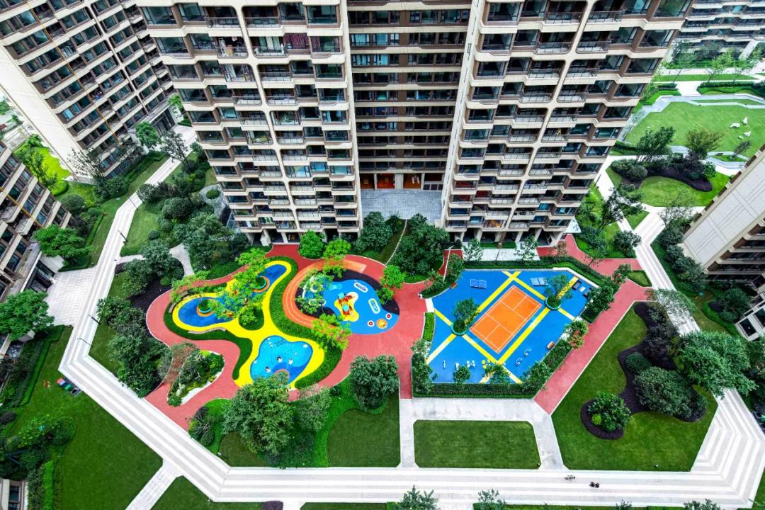 蓝光长岛国际精装房评测,蓝光长岛国际社区自住