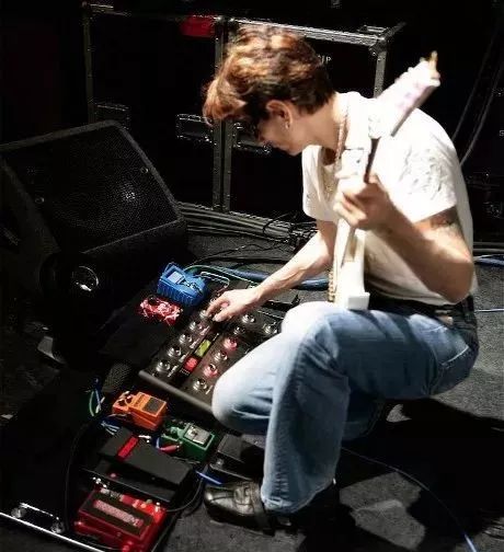 音色好听的晶体管电吉他音箱推荐,电吉他音箱如何调卡农音色