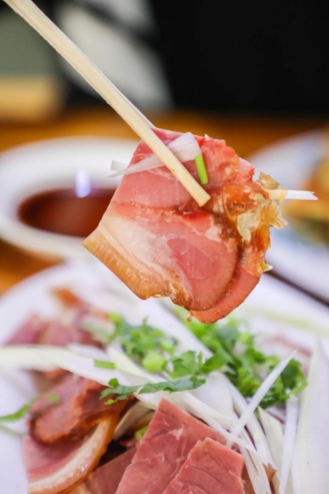 锅贴饺子四新道店,上海闵行开了几十年的锅贴店