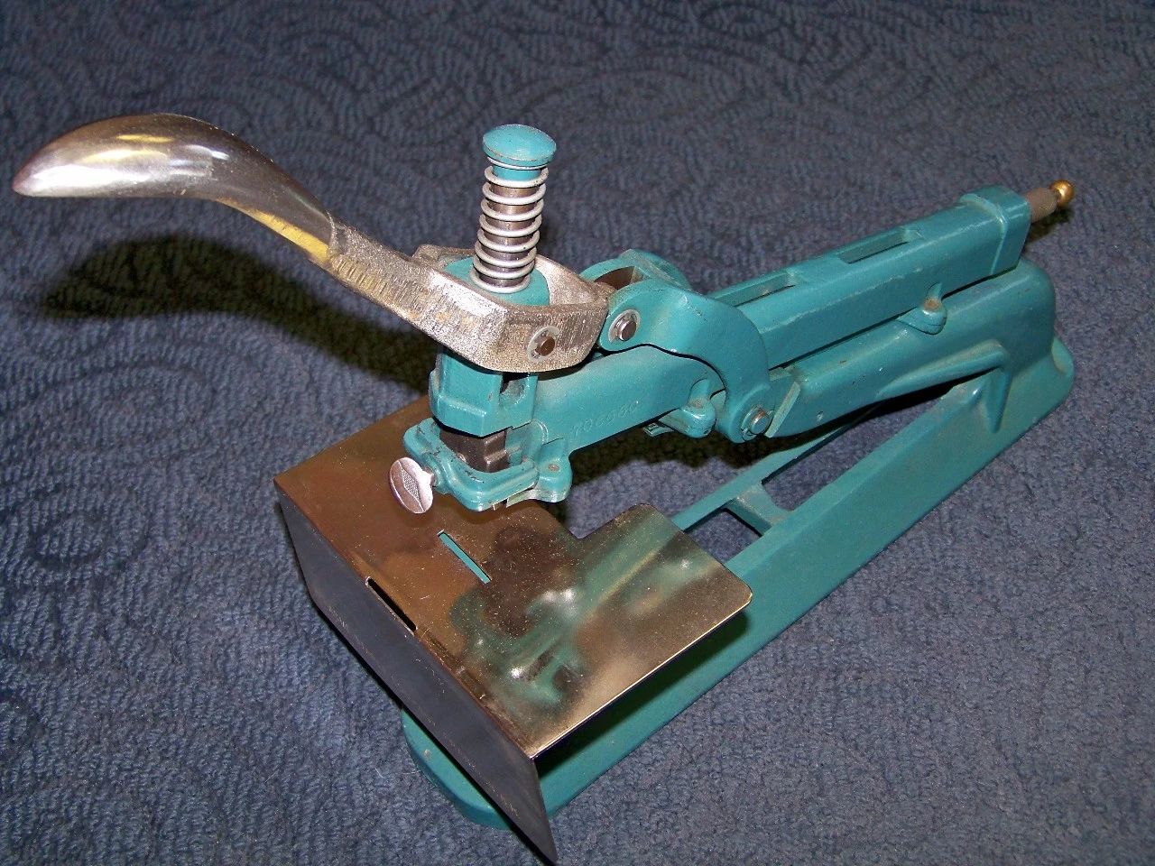 办公专用台式订书机,省力订书机办公专用