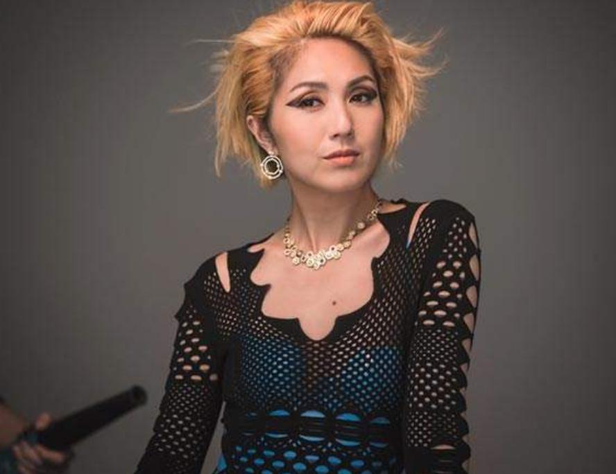 香港人对郑秀文的评价,郑秀文香港最后的天后