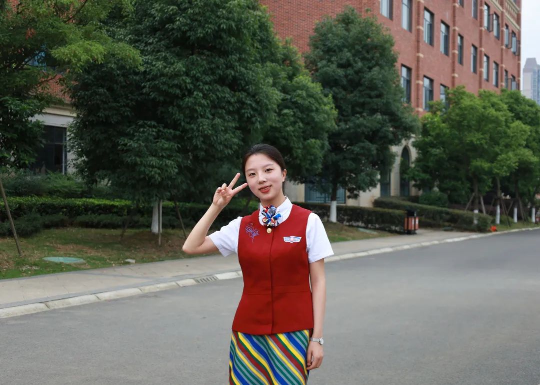 天航代言人方舒,天航代言人