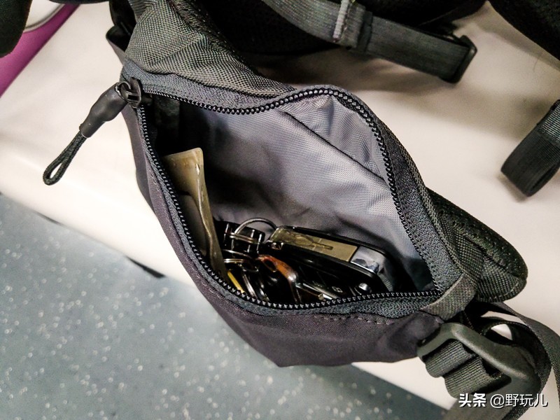 塞北初夏，拓乐陪我逐云日，拓乐Thule35LAllTrailX背包测评