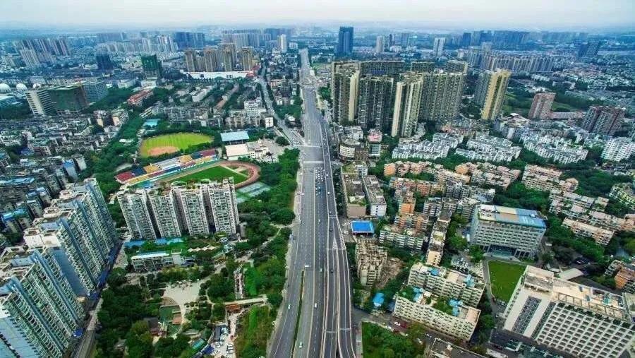 成都豪宅楼盘清单表,成都麓湖生态城别墅400万元