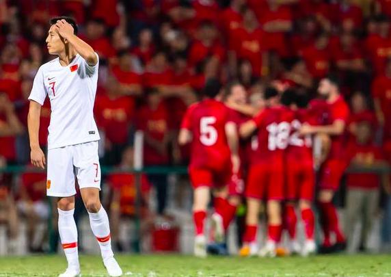 中国足球发展的问题及对策,中国足球亟待解决的问题