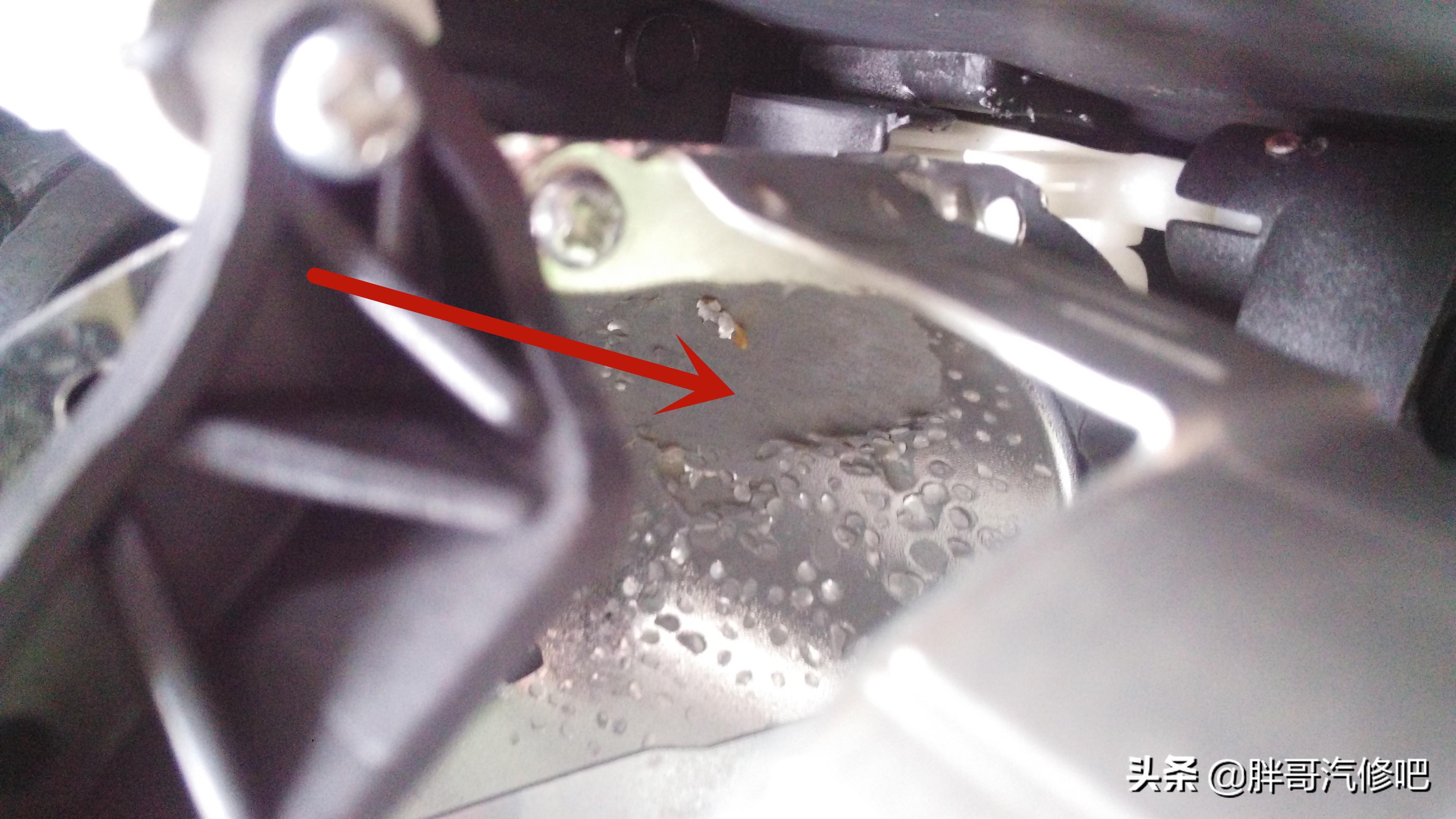 led大灯有透镜解决散光的最佳办法,大灯透镜拆除教程