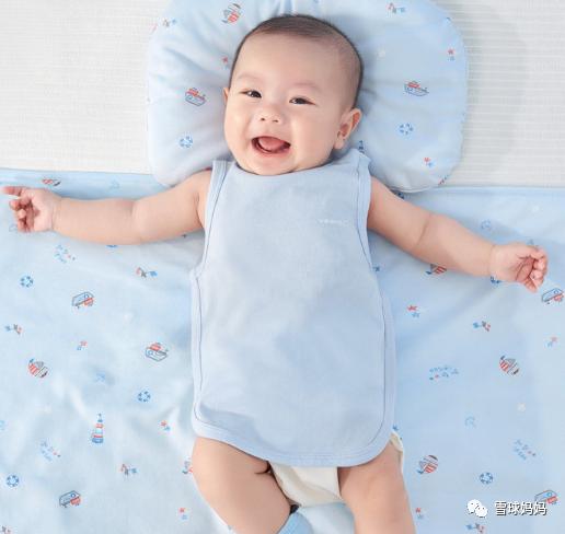 英氏官方旗舰店优衣库直播,英氏婴儿衣服十大品牌