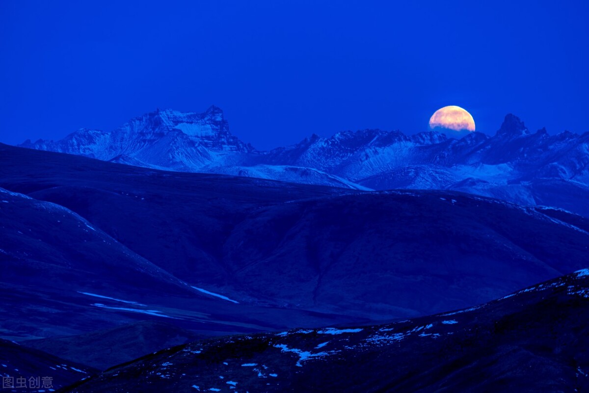 国内最经典12条自驾游线路,国内十大自驾游线路推荐