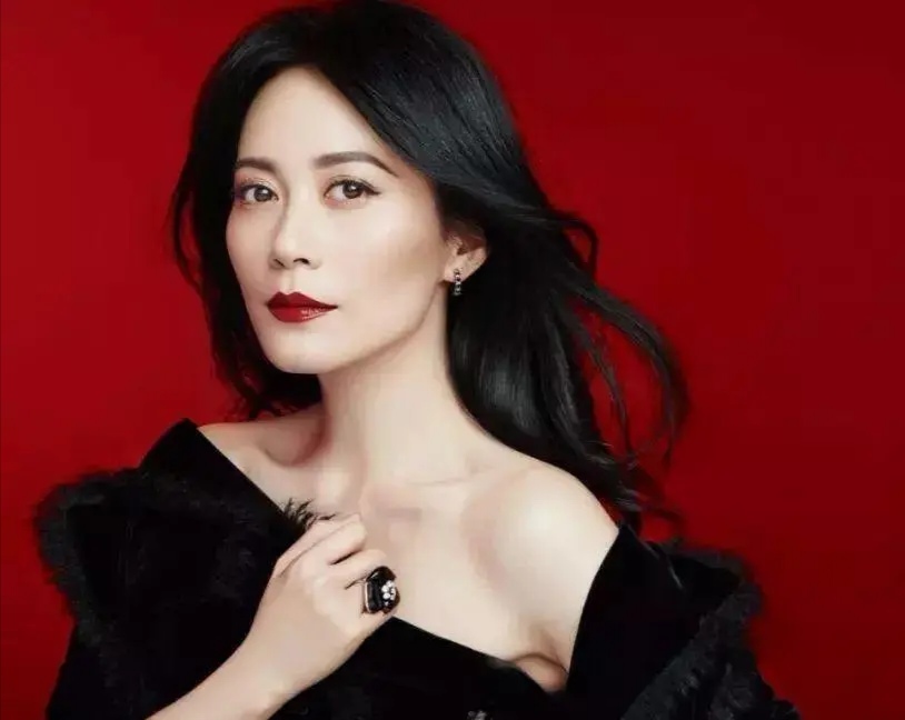 到底什么是骨相美,怎么判断自己是骨相美还是皮肉美