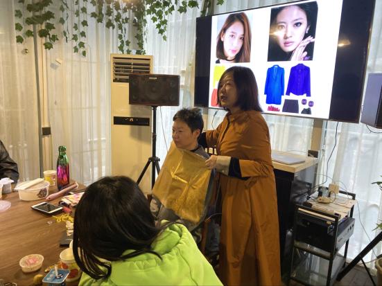 盘丝洞美发沙龙,盘丝洞烫染沙龙