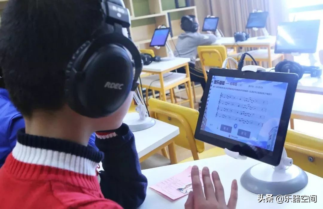 罗兰钢琴考级培训入门零基础,罗兰吉他考级培训入门零基础