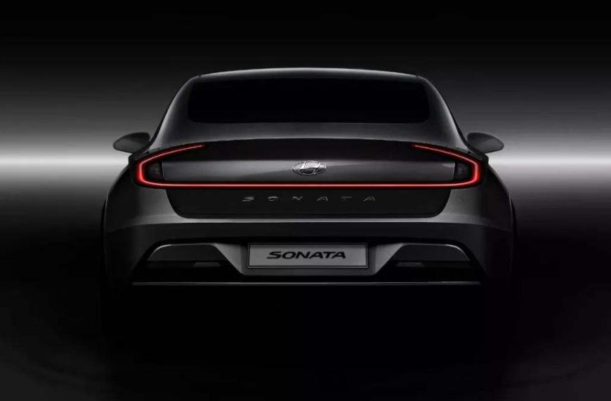 第十代索纳塔与第八代索纳塔,焕然新生知乎