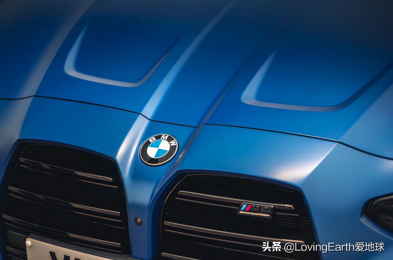 bmwm4硬顶敞篷版,bmwm4双门跑车