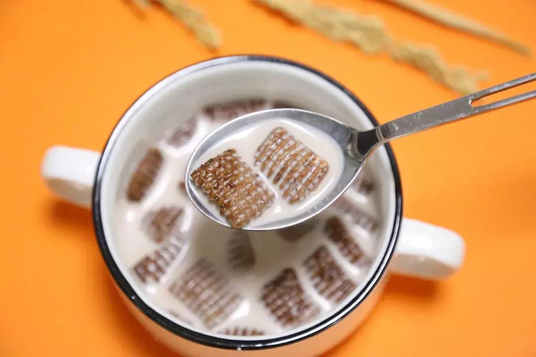 早餐即食麦片选哪些好,低脂营养即食麦片哪种好