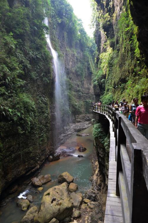 到恩施大峡谷避暑,说走就走恩施大峡谷避暑