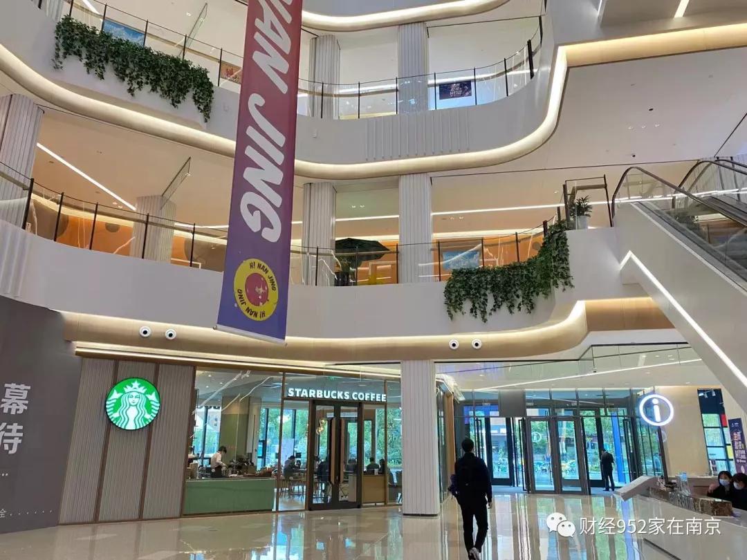 从千呼万唤到稀稀拉拉,南京南站商业一开业就入秋?