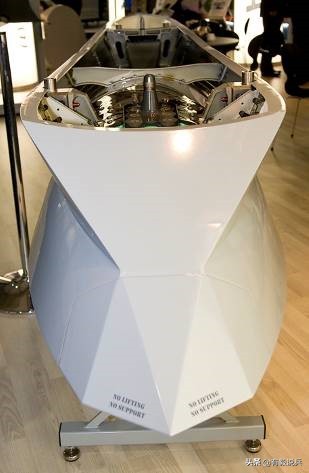 f35闪电隐身战斗机精彩视频上集,F-35闪电战机