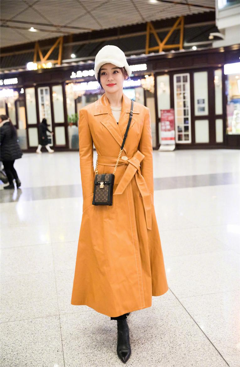 戚薇李承铉黄色衣服 (李承铉戚薇黄色衣服)