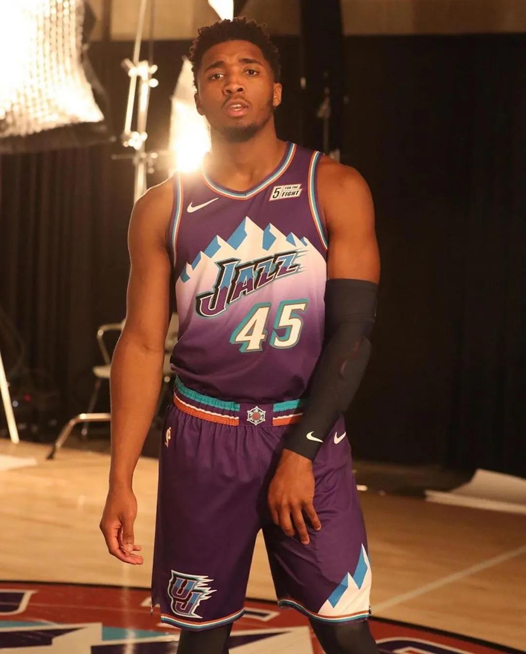 nba球员上脚郭艾伦球鞋,nba上脚球鞋米切尔科比