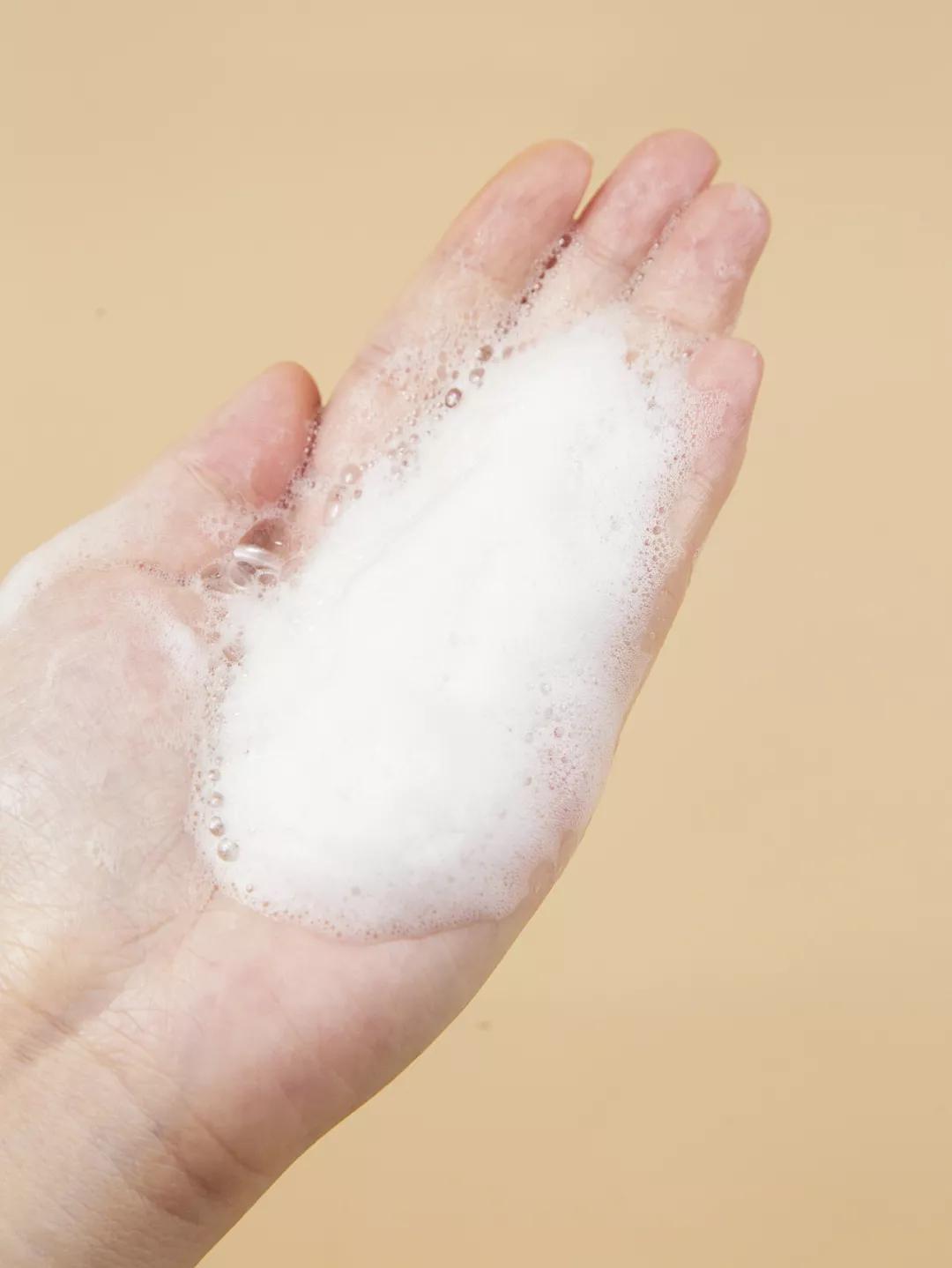 又香又好用的洗发水推荐,又香又好用又好闻的洗发水推荐