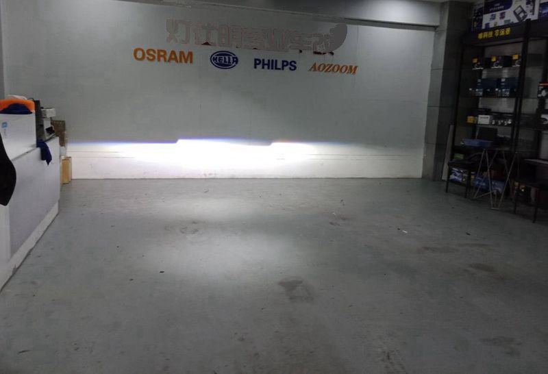 奥迪q5大灯改装led双光透镜大灯,奥迪q5大灯改装led灯泡