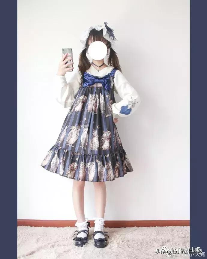 lolita撸猫,lolita撸猫猫