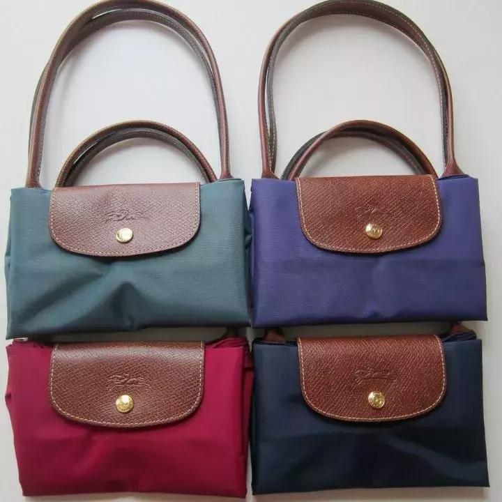 还在执迷于小包？王菲、杨幂早就背上了实用能装的...购物袋？