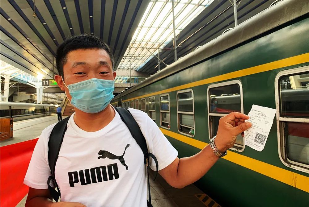 最低价只要1块钱的慢火车,最低火车票价多少钱