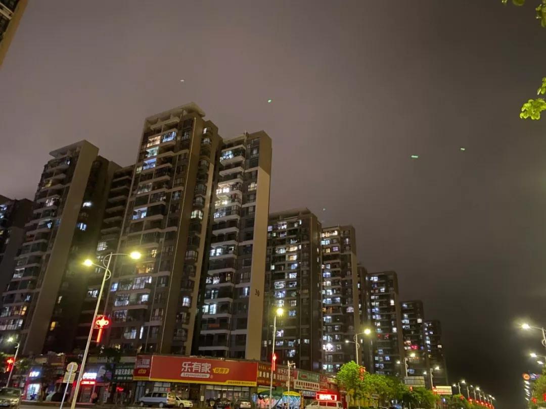 大亚湾夜景真实视频,大亚湾鬼城亮灯率