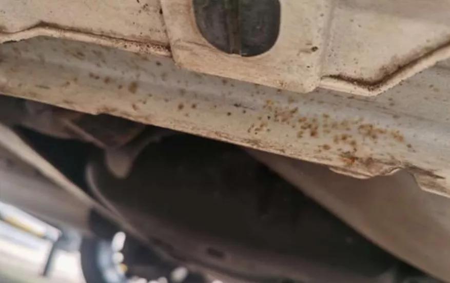 奇瑞车生锈视频大全,奇瑞天窗漏水是什么原因