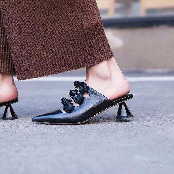 大蝴蝶结怎么搭配好看图片,细跟蝴蝶结穿衣搭配