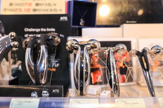 嗲!踏入“宝藏超市”,1秒解锁魔都最in年货指南!