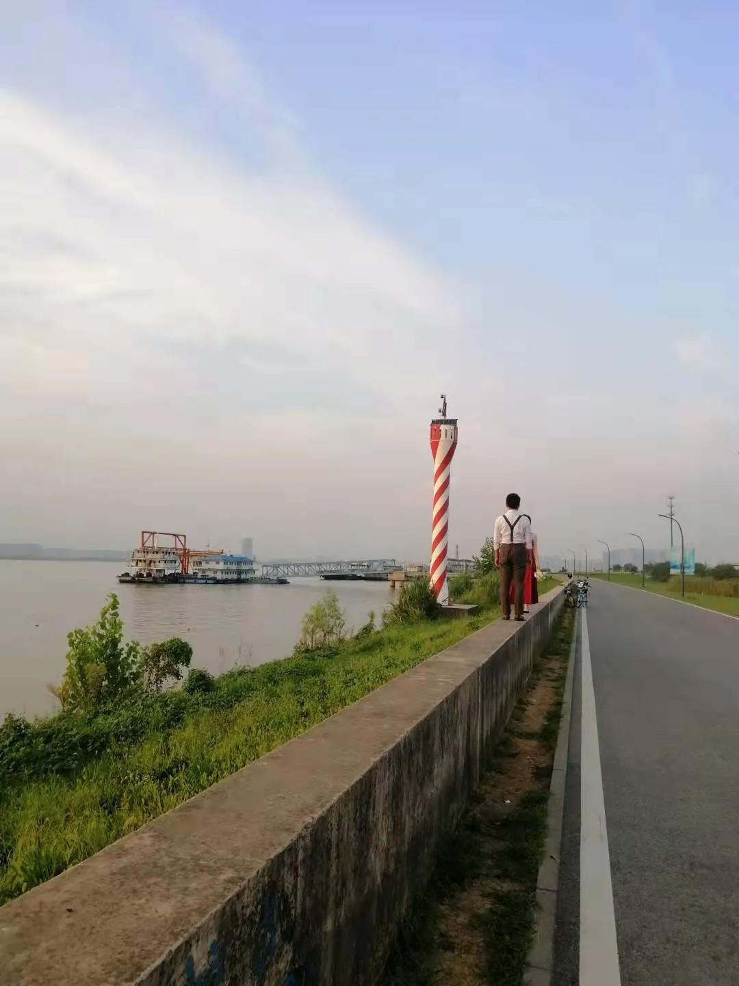 江心洲,一个景色秀丽的夹江岛,岛上的叠加和联排值得买吗?