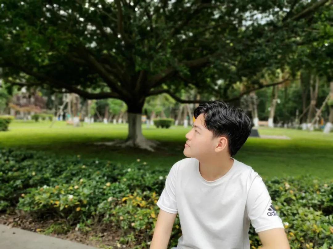 南昌市当代学校高中部招生简章,南昌当代招生简章封面