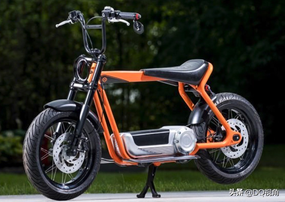 哈雷摩托研发电动踏板，皮带传动，外观神似国内电瓶车