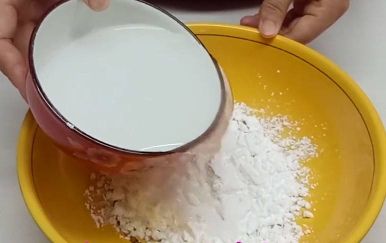 在家做凉粉用什么淀粉最好,淀粉做凉粉的最佳比例