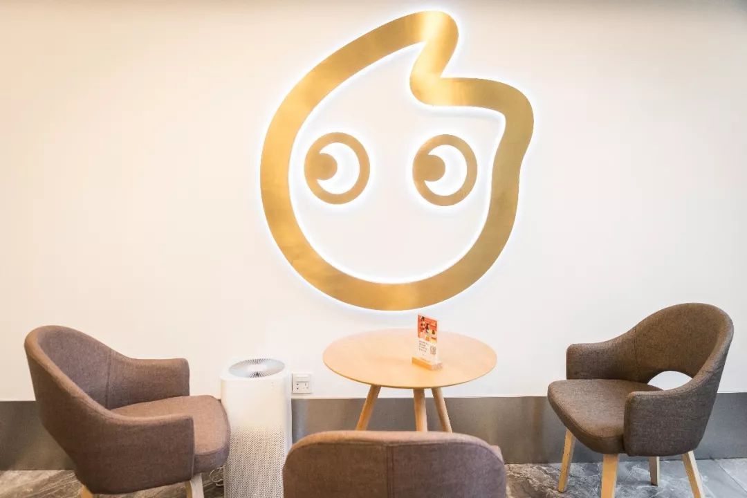 一杯奶茶卖多少钱才回本,奶茶二三块一杯为什么卖得那么好